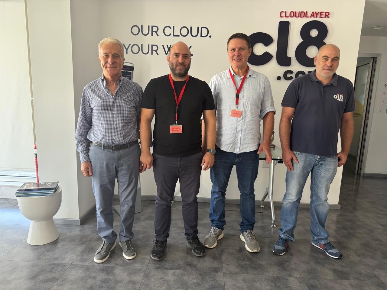 cut-visits-cl8